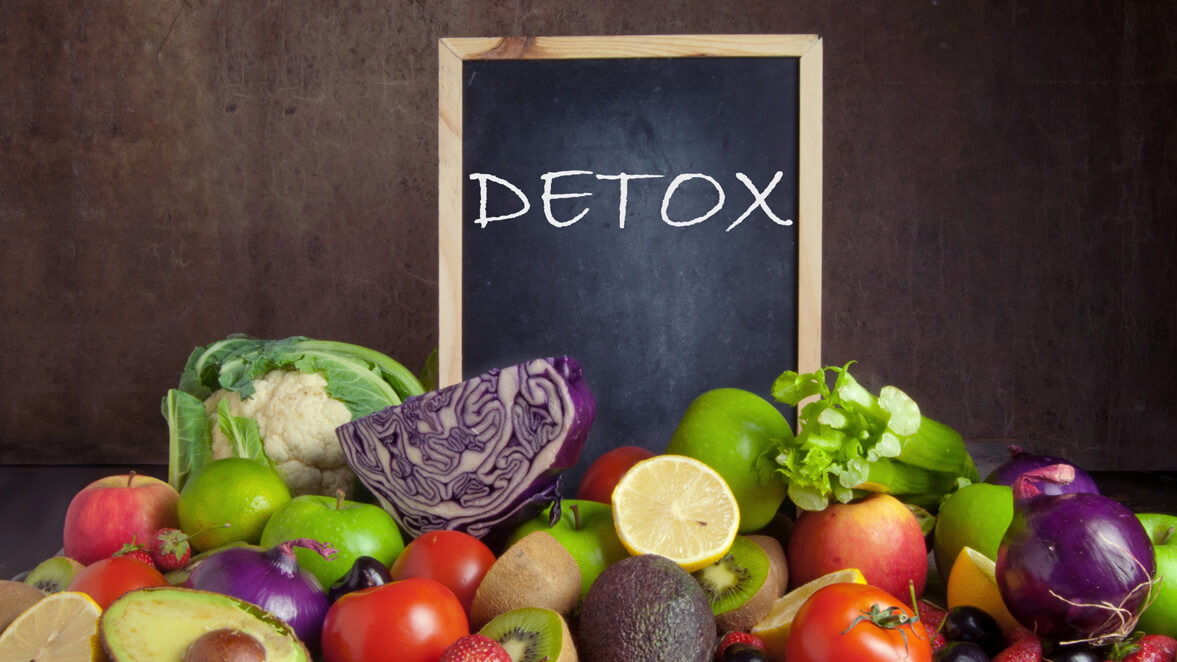 6 Signs Of Toxins Leaving The Body During a Detox